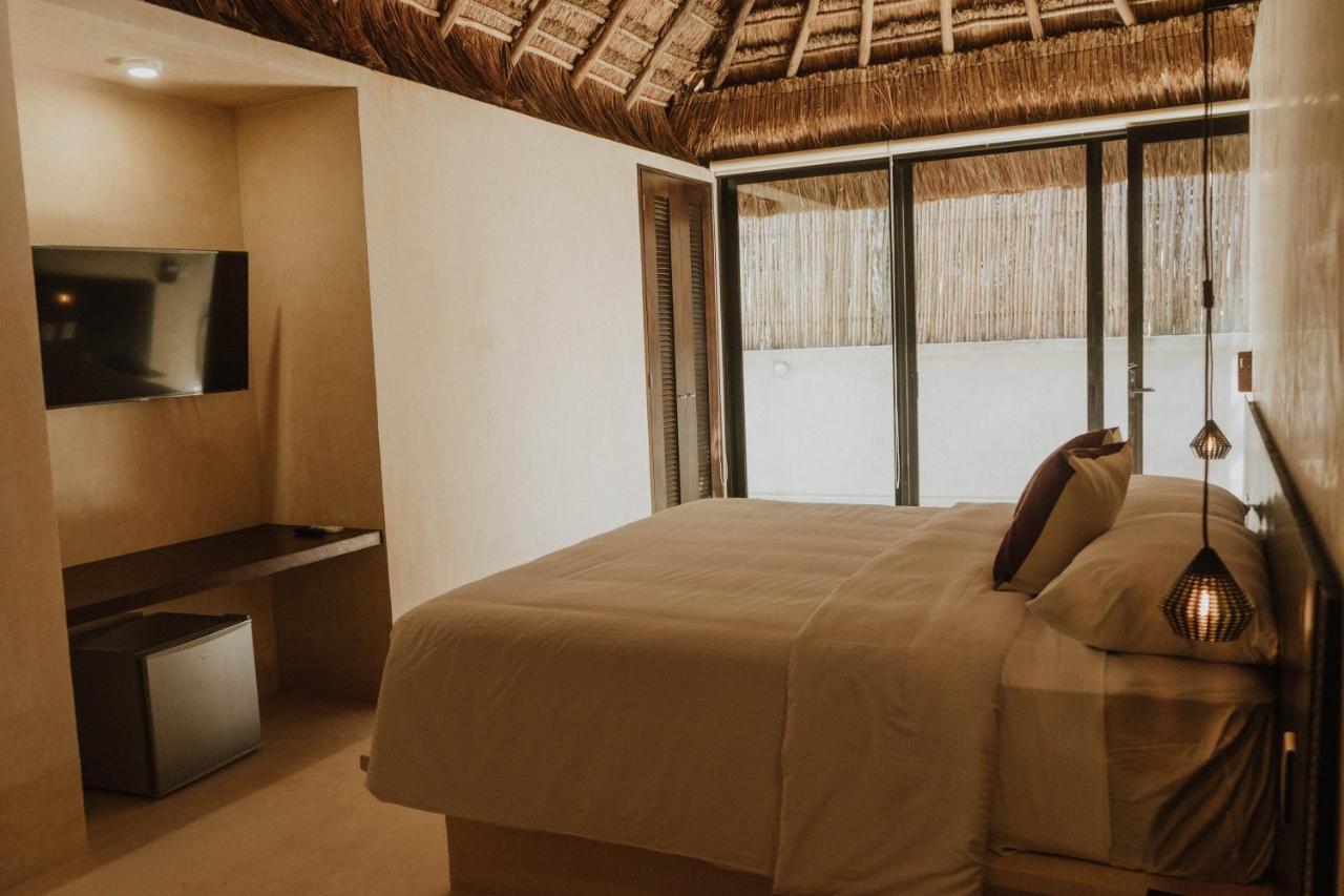 Casa Chimi Tulum Bed & Breakfast Exterior photo